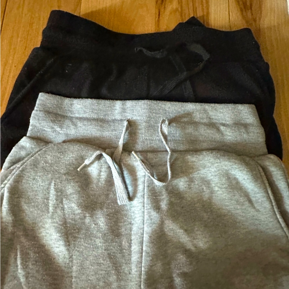 Sweat pants duo!